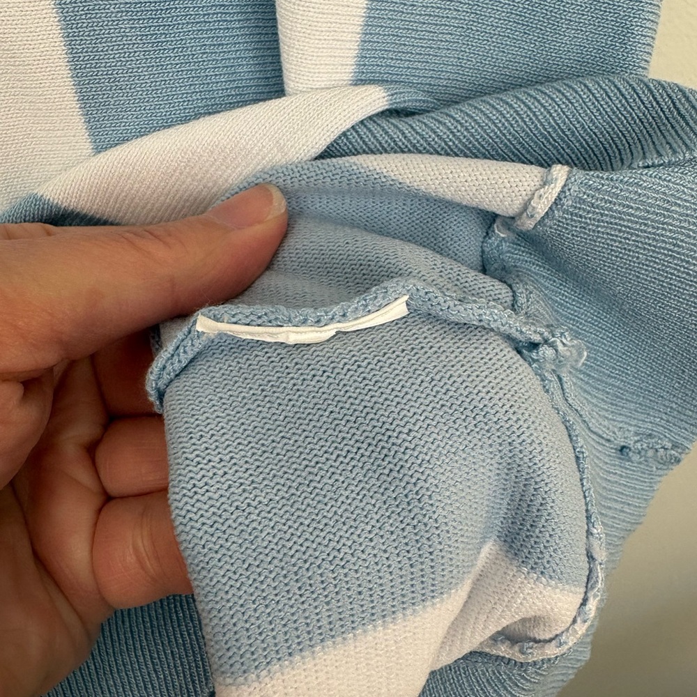 Coofandy Vertical Stripe Polo Shirt in Light Blue & White size Large casual - Picture 4 of 10